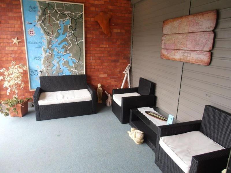 Black Swan Waterfront Motel (Adults Only) Swansea Esterno foto